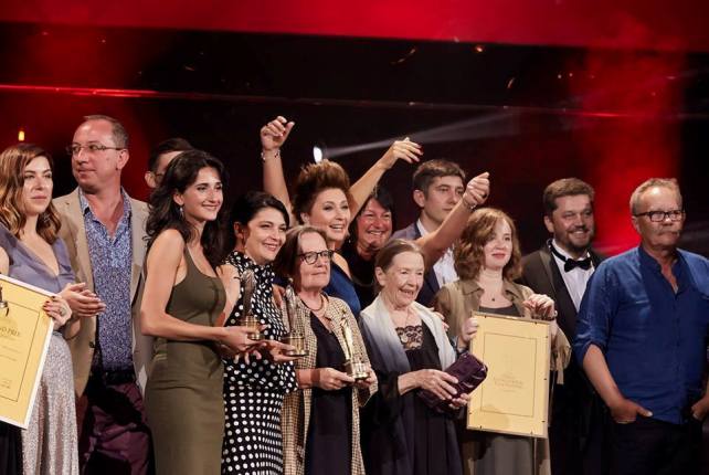 ოდესის საერთაშორისო კინოფესტივალზე პრიზი საუკეთესო სამსახიობო შესრულებისთვის „ჩემი ბედნიერი ოჯახი” სამსახიობო ანსამბლს ერგო
