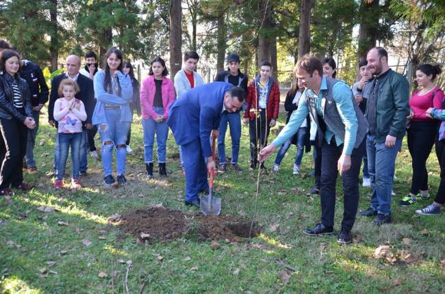 ჩიბათის საჯარო სკოლაში პროექტის „ჩვენი უფლებები -ONLINE“ „არა სიძულვილს“ პრეზენტაცია ჩატარდა