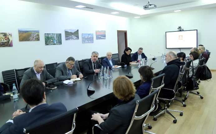 მნიშვნელოვანია, სახელმწიფოსა და კერძო სექტორის მხრიდან ნაბიჯები გადაიდგას