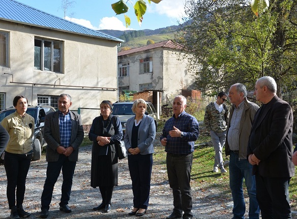 ხელისუფლების წარმომადგენლები ქვეშეთისა და ფასანაურის ადმინისტრაციული ერთეულების მოსახლეობისთვის პრიორიტეტულ საკითხებს გაეცნენ