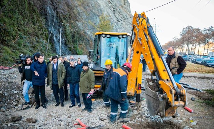 თამარ მეფის სახელობის ხიდის პანდუსზე სამუშაოები 25 დეკემბრისთვის დასრულებული იქნება